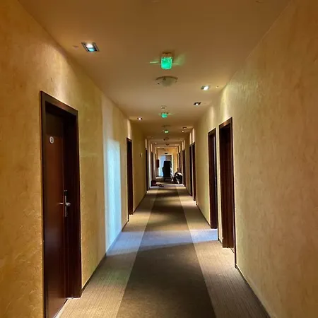 Hotel Sens 3*