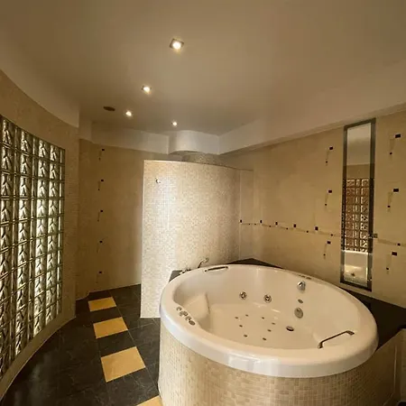 Sens Hotel Mierzyn (West Pomeranian)